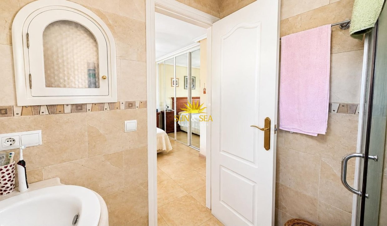 Reventa - Duplex - Torrevieja - Playa de los locos