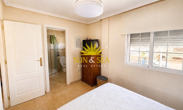 Reventa - Duplex - Torrevieja - Playa de los locos