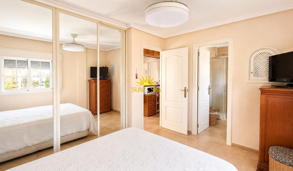 Reventa - Duplex - Torrevieja - Playa de los locos