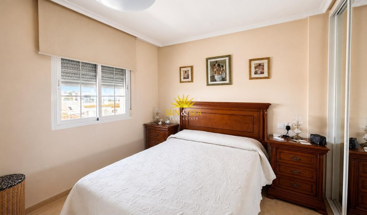 Reventa - Duplex - Torrevieja - Playa de los locos