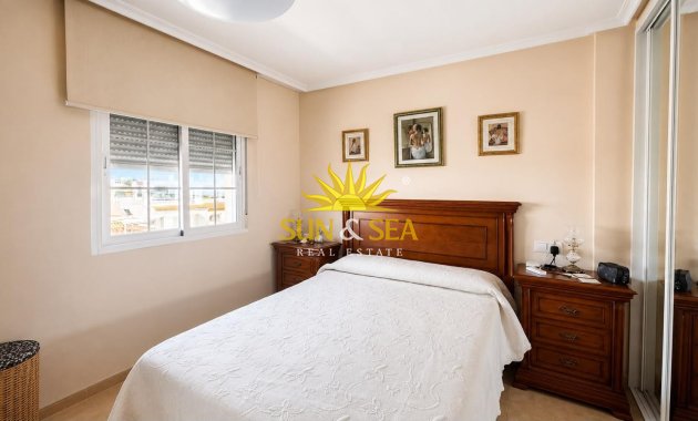 Reventa - Duplex - Torrevieja - Playa de los locos