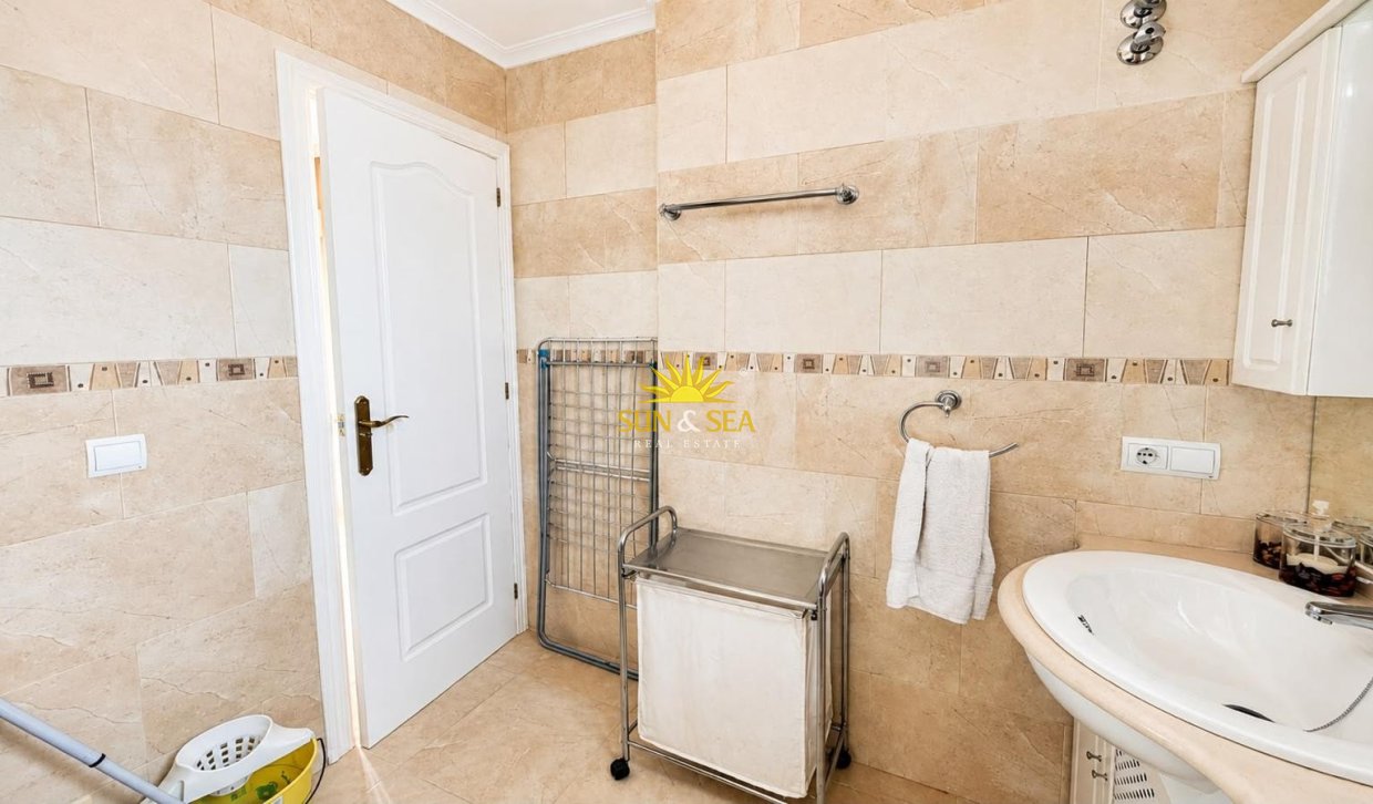 Reventa - Duplex - Torrevieja - Playa de los locos