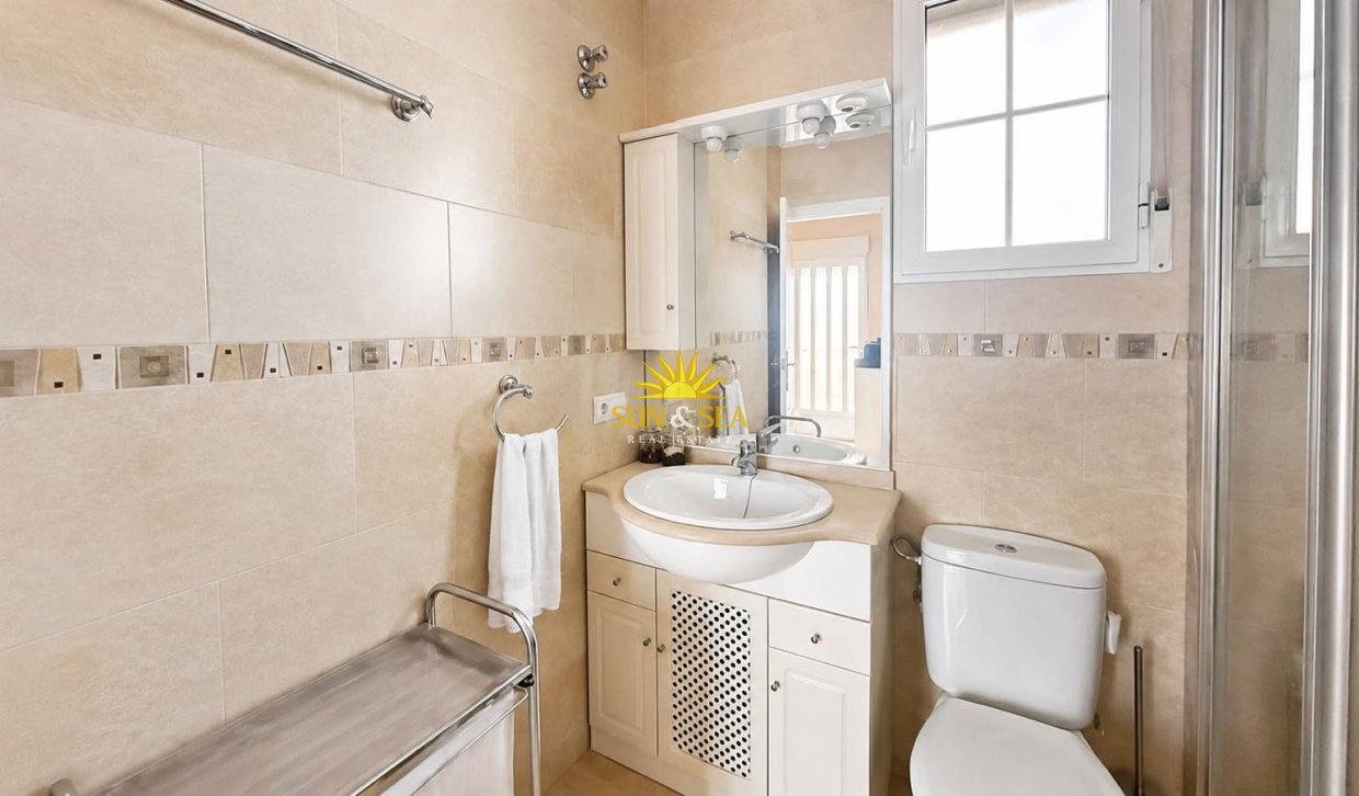 Reventa - Duplex - Torrevieja - Playa de los locos
