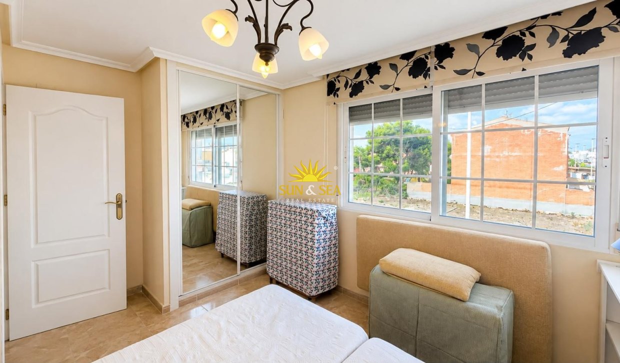 Reventa - Duplex - Torrevieja - Playa de los locos