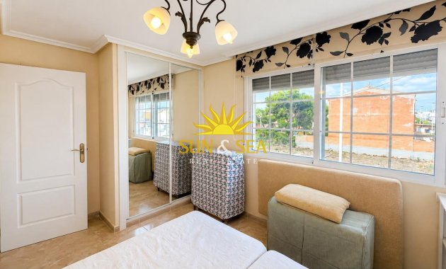 Reventa - Duplex - Torrevieja - Playa de los locos