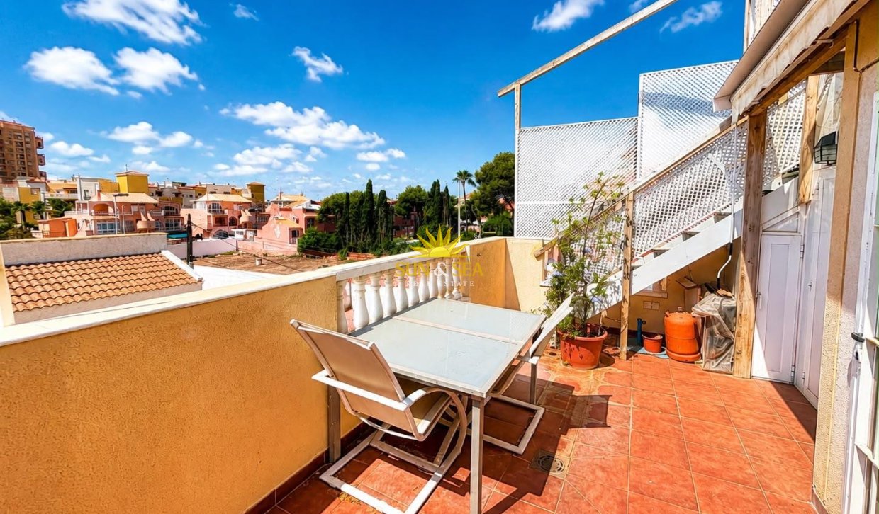Reventa - Duplex - Torrevieja - Playa de los locos