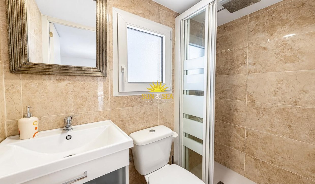Reventa - Duplex - Torrevieja - Playa de los locos
