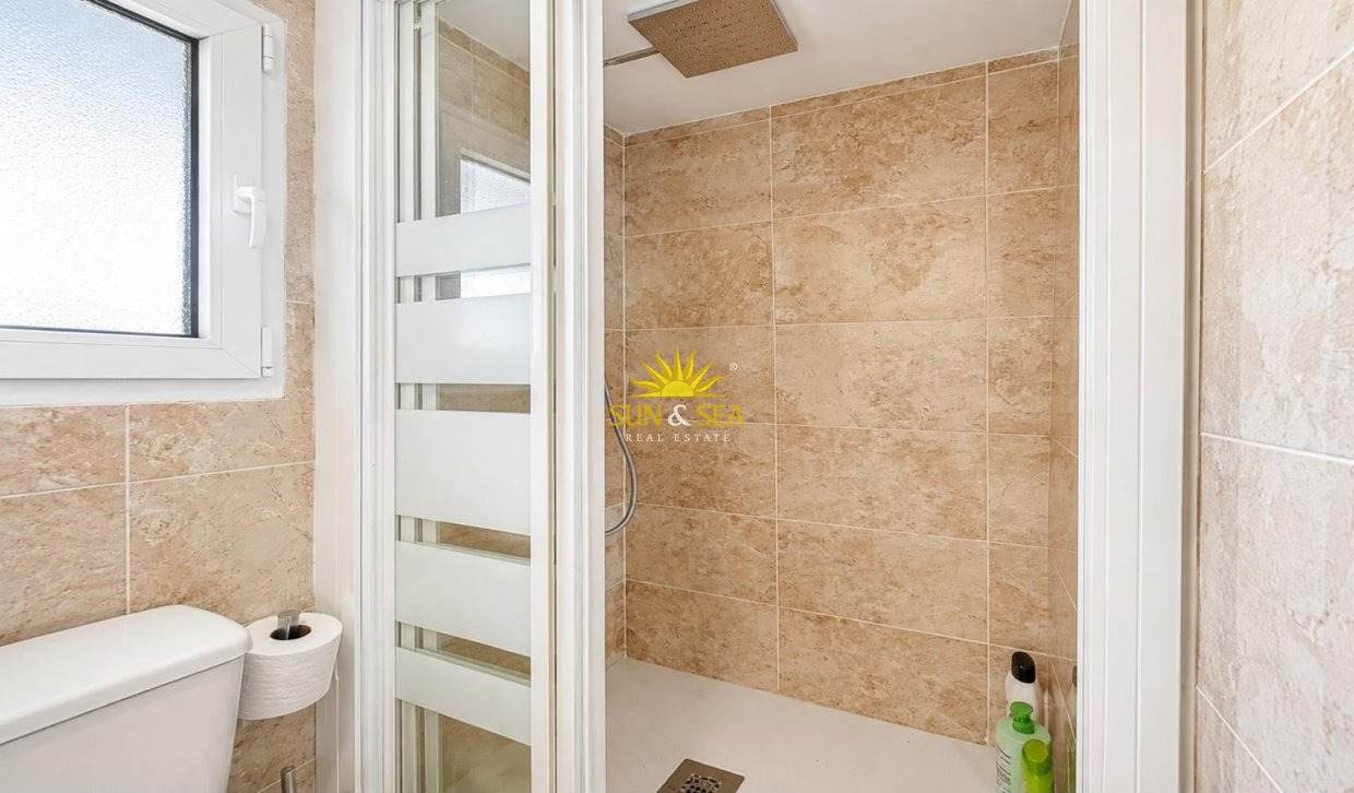 Reventa - Duplex - Torrevieja - Playa de los locos