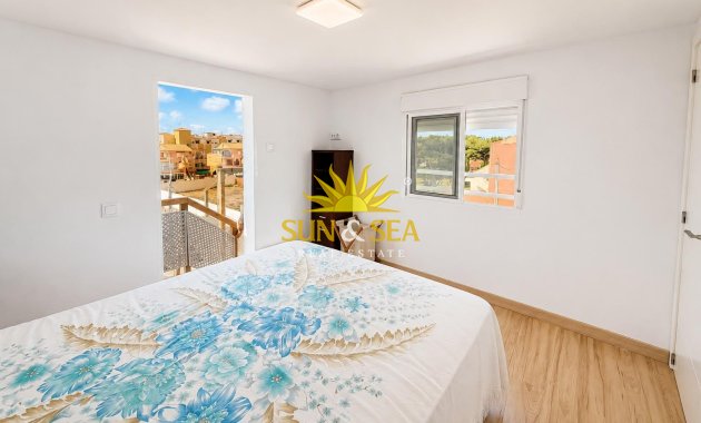 Reventa - Duplex - Torrevieja - Playa de los locos