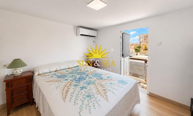 Reventa - Duplex - Torrevieja - Playa de los locos