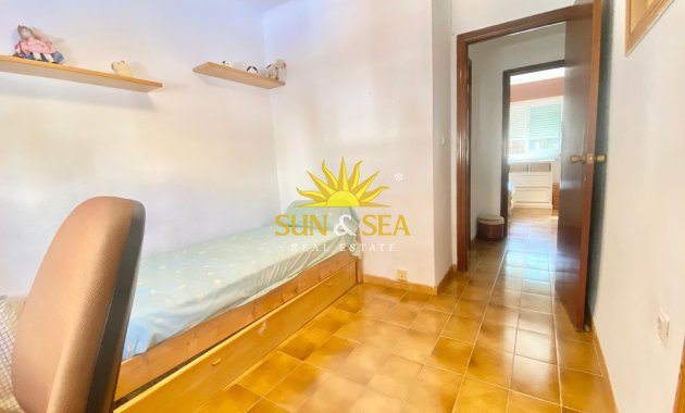 Alquiler a largo plazo - Chalet - Benidorm - Playa Poniente