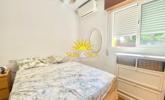 Alquiler a largo plazo - Chalet - Benidorm - Playa Poniente