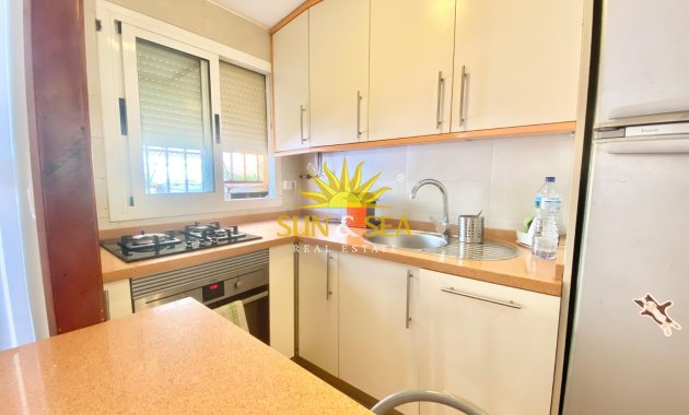 Alquiler a largo plazo - Chalet - Benidorm - Playa Poniente