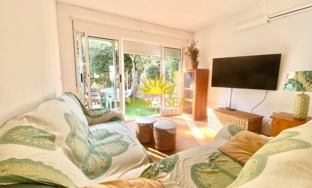 Alquiler a largo plazo - Chalet - Benidorm - Playa Poniente