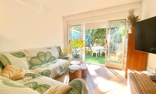 Alquiler a largo plazo - Chalet - Benidorm - Playa Poniente