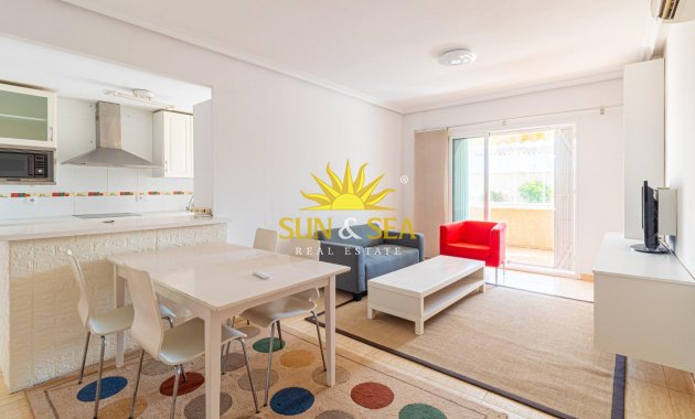 Resale - Townhouse - Orihuela Costa - Punta Prima