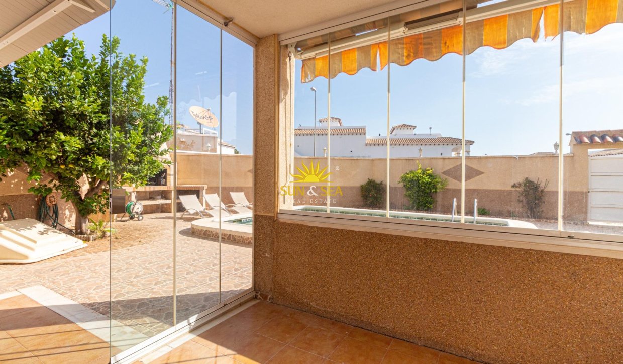 Resale - Townhouse - Orihuela Costa - Punta Prima