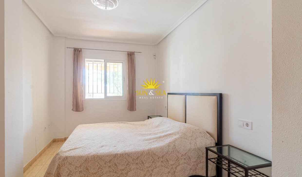 Resale - Townhouse - Orihuela Costa - Punta Prima