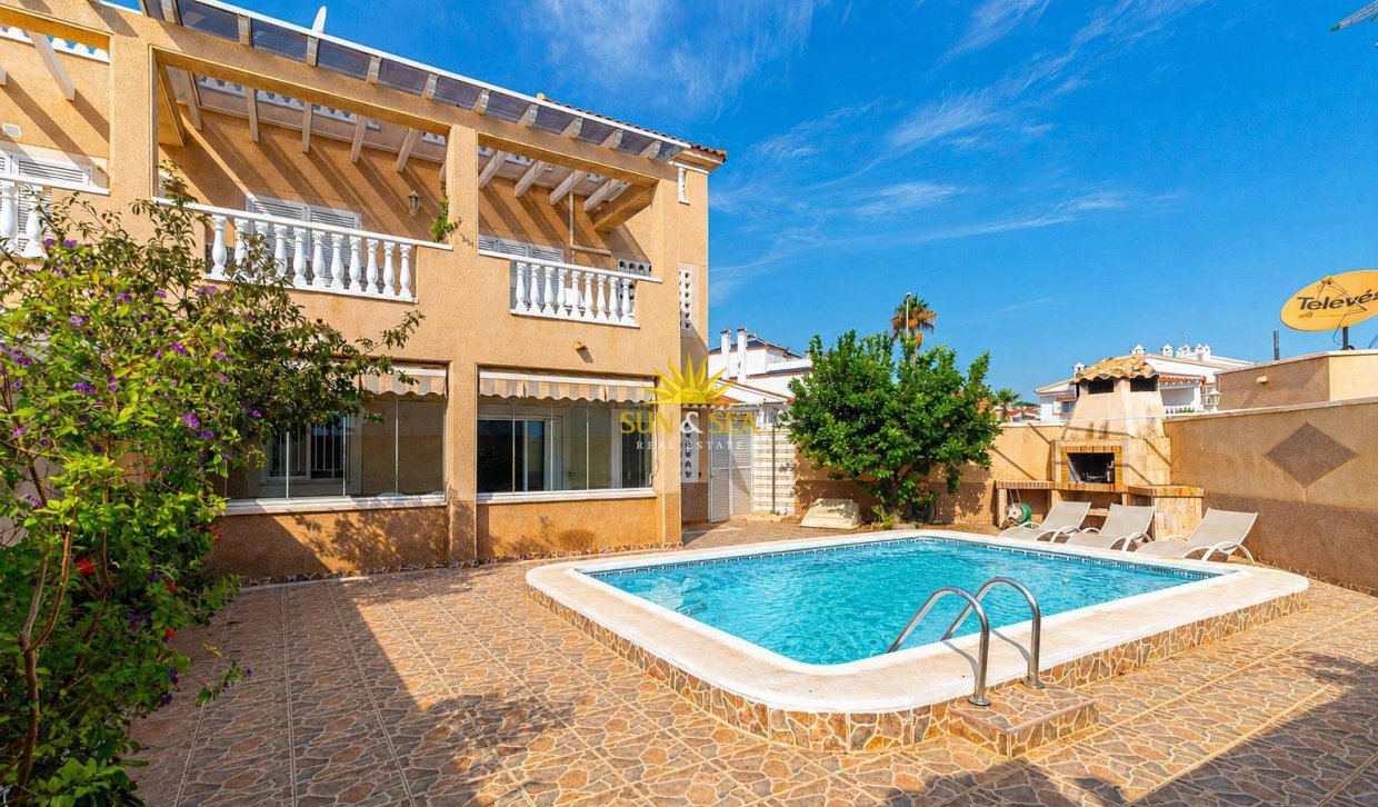 Resale - Townhouse - Orihuela Costa - Punta Prima