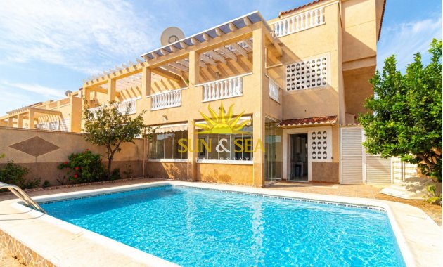 Resale - Townhouse - Orihuela Costa - Punta Prima