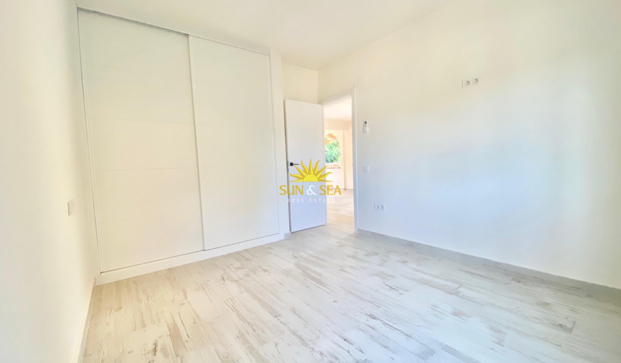 Alquiler a largo plazo - Chalet - Alfas del Pí - Albir
