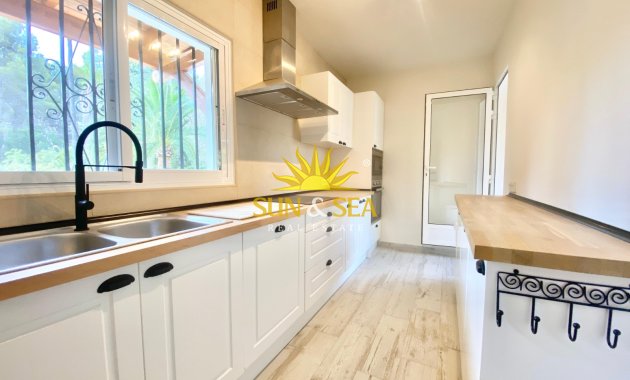 Alquiler a largo plazo - Chalet - Alfas del Pí - Albir