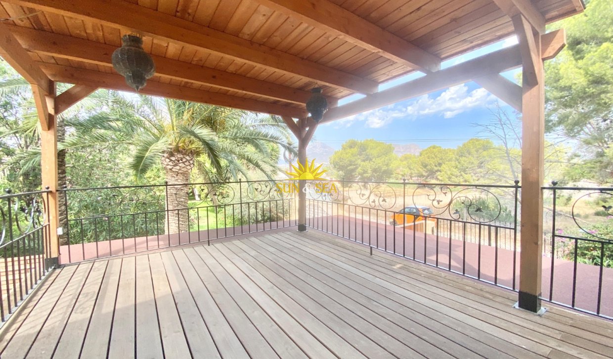 Alquiler a largo plazo - Chalet - Alfas del Pí - Albir
