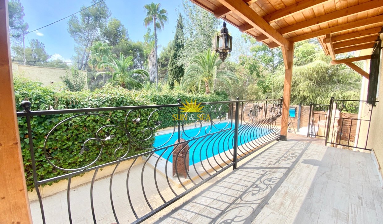 Alquiler a largo plazo - Chalet - Alfas del Pí - Albir