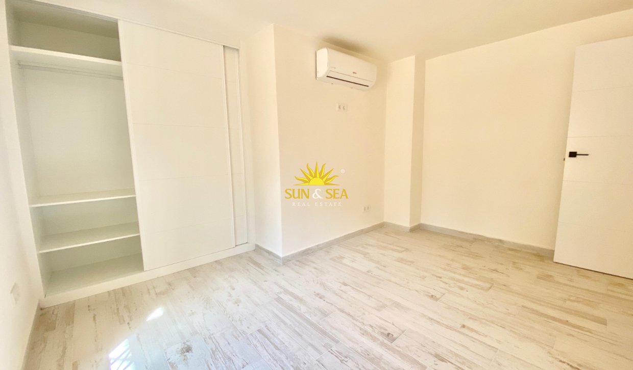 Alquiler a largo plazo - Chalet - Alfas del Pí - Albir