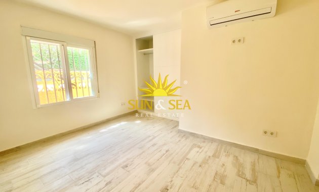 Alquiler a largo plazo - Chalet - Alfas del Pí - Albir