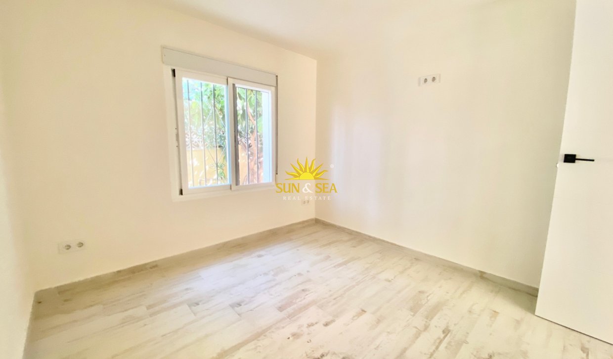 Alquiler a largo plazo - Chalet - Alfas del Pí - Albir