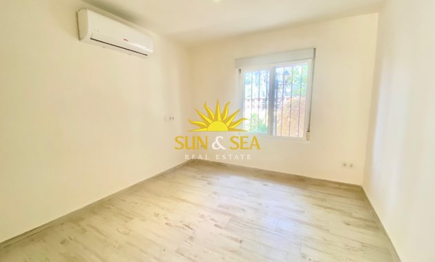 Alquiler a largo plazo - Chalet - Alfas del Pí - Albir