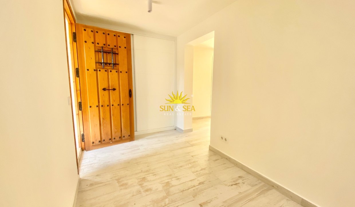 Alquiler a largo plazo - Chalet - Alfas del Pí - Albir