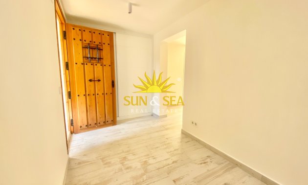 Alquiler a largo plazo - Chalet - Alfas del Pí - Albir