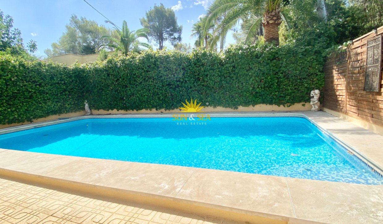 Alquiler a largo plazo - Chalet - Alfas del Pí - Albir