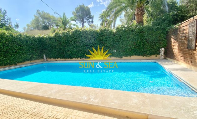 Alquiler a largo plazo - Chalet - Alfas del Pí - Albir
