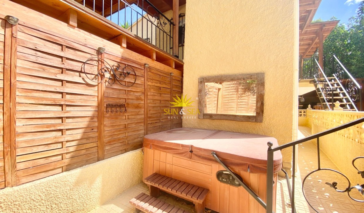 Alquiler a largo plazo - Chalet - Alfas del Pí - Albir