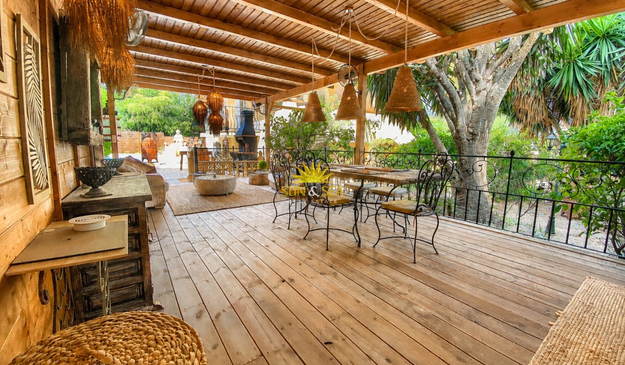 Alquiler a largo plazo - Chalet - Alfas del Pí - Albir