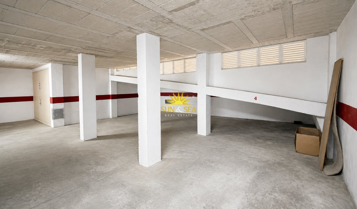 Reventa - Duplex - Torrevieja - Playa de los locos