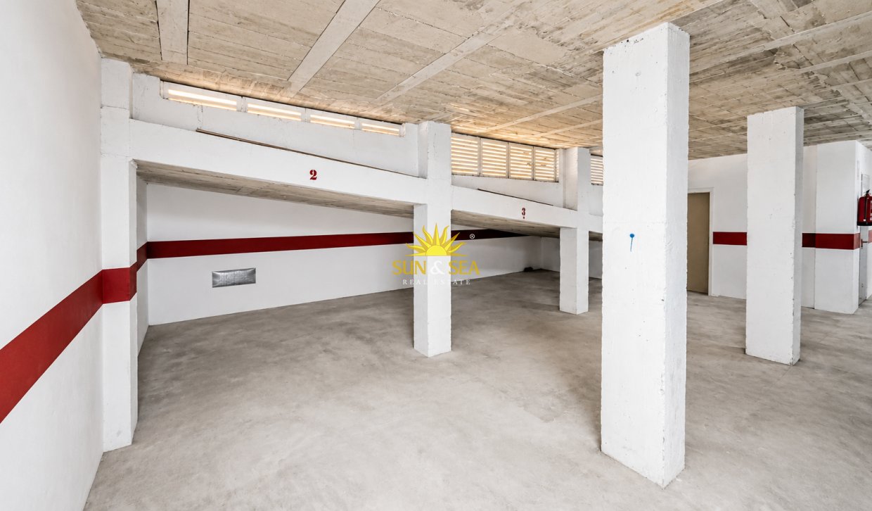 Reventa - Duplex - Torrevieja - Playa de los locos