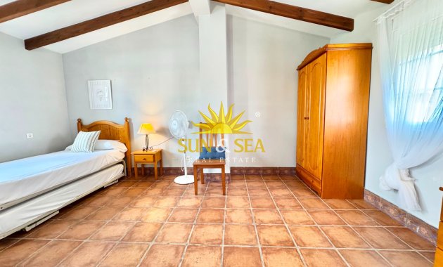 Alquiler a largo plazo - Triplex - Torrevieja - torrevieja