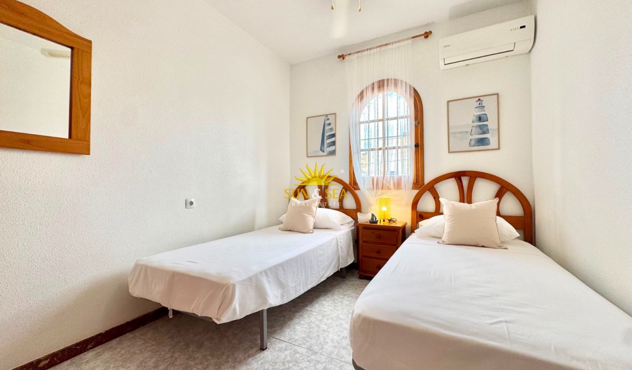 Alquiler a largo plazo - Triplex - Torrevieja - torrevieja