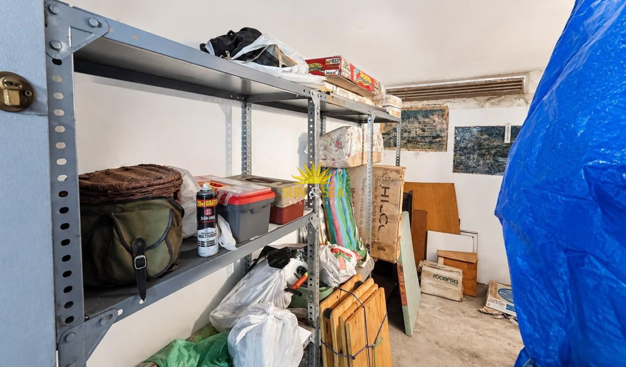 Herverkoop - Storeroom -  - La Mata
