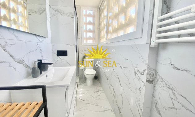 Alquiler a largo plazo - Apartamento - Benidorm
