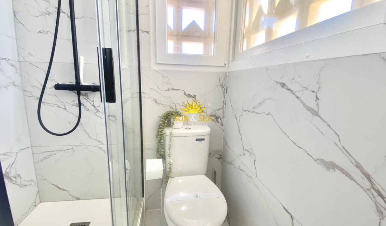Alquiler a largo plazo - Apartamento - Benidorm