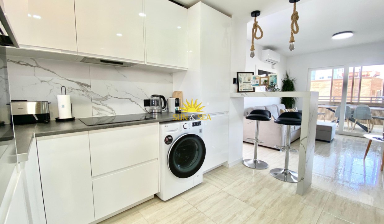 Alquiler a largo plazo - Apartamento - Benidorm