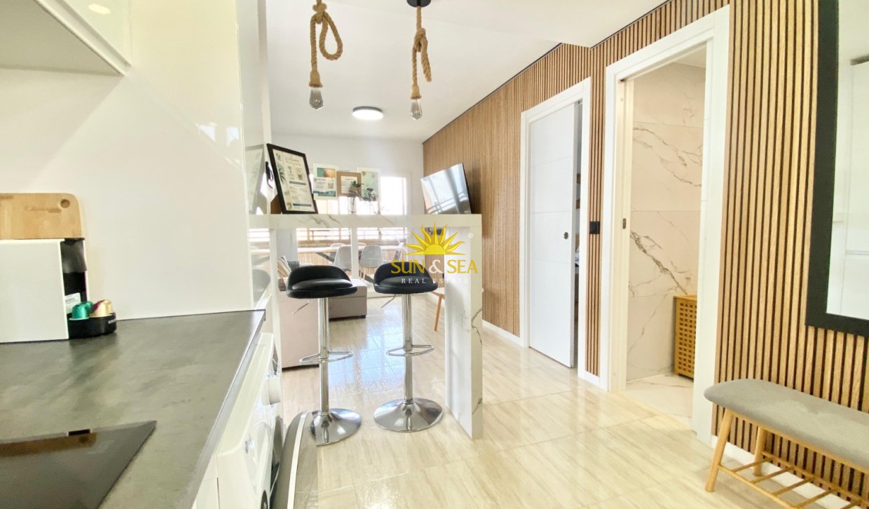 Alquiler a largo plazo - Apartamento - Benidorm