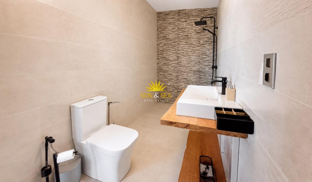 Alquiler a largo plazo - Chalet - Orihuela Costa - Montezenia