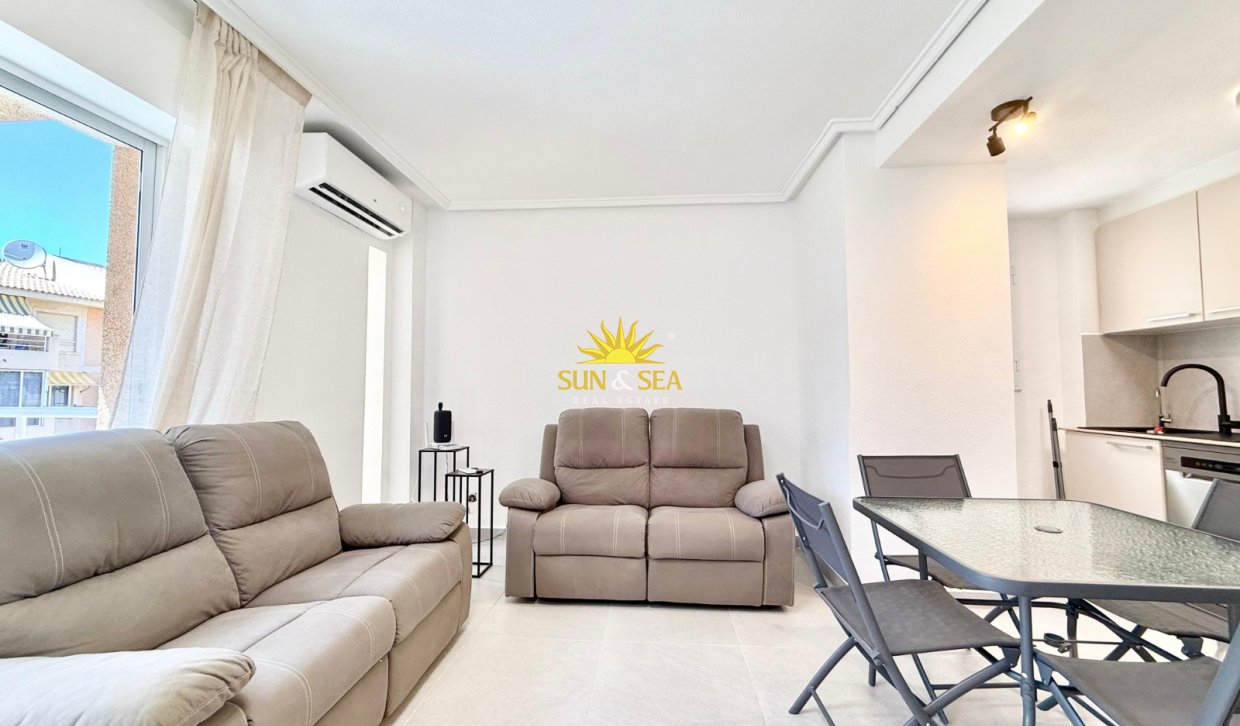 Location à long terme - Appartement - Torrevieja - Los Locos