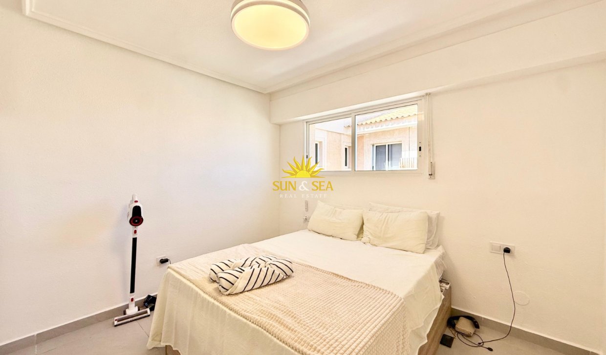 Location à long terme - Appartement - Torrevieja - Los Locos